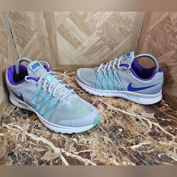 Nike Women's Relentless 6 running training blue shoes size 8.5.  609 - Picture 1 of 12